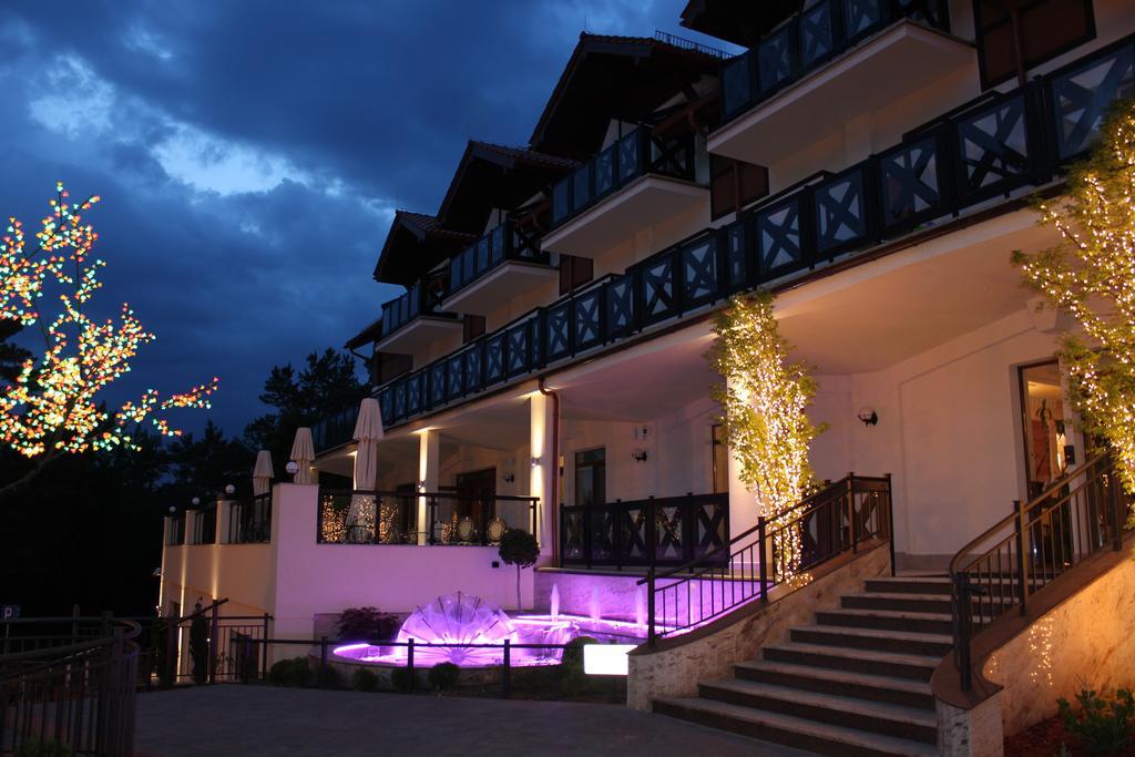 Hotel Continental Krynica Morska Exterior foto