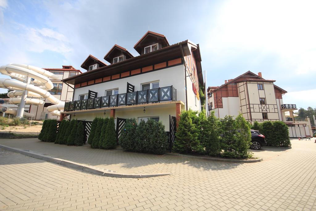 Hotel Continental Krynica Morska Exterior foto